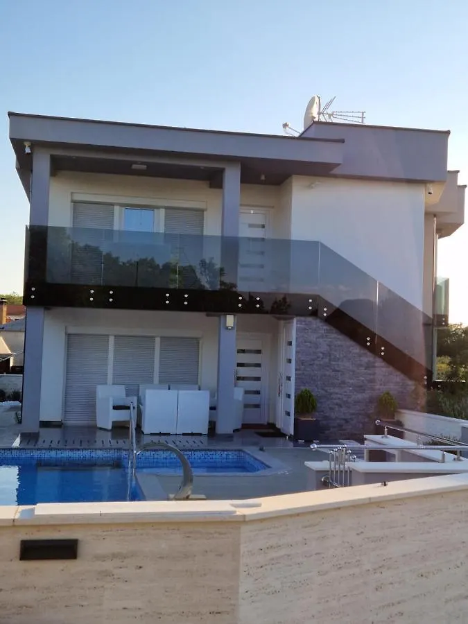 Apartman Paola Vrh  Vrh (Krk)